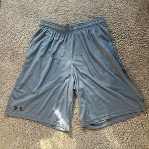 Under Armour Men's Grey Athletic Shorts medium